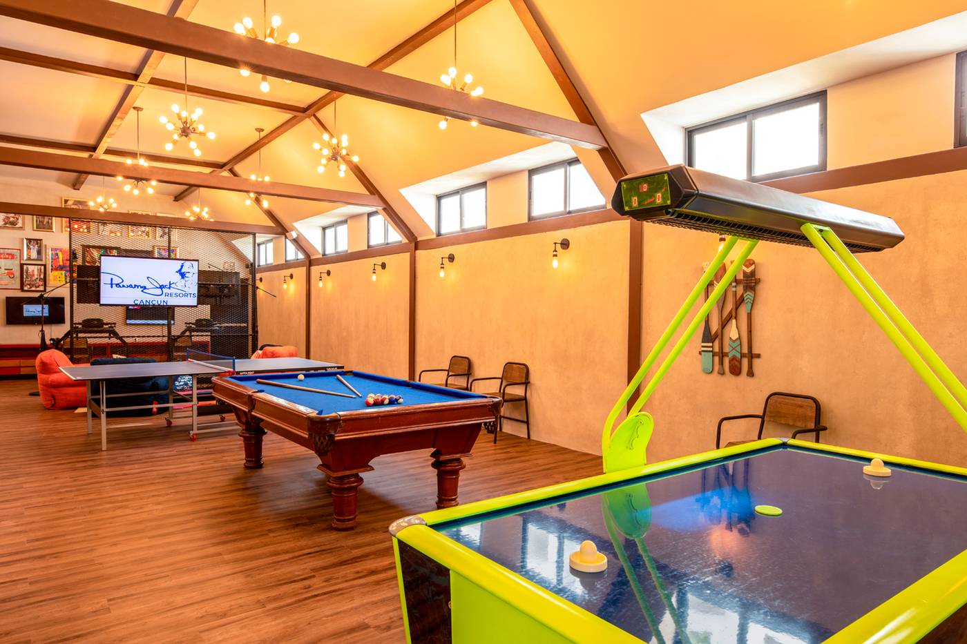 Sunscape-Resort---Spa-Sports-and-Entertainment-63