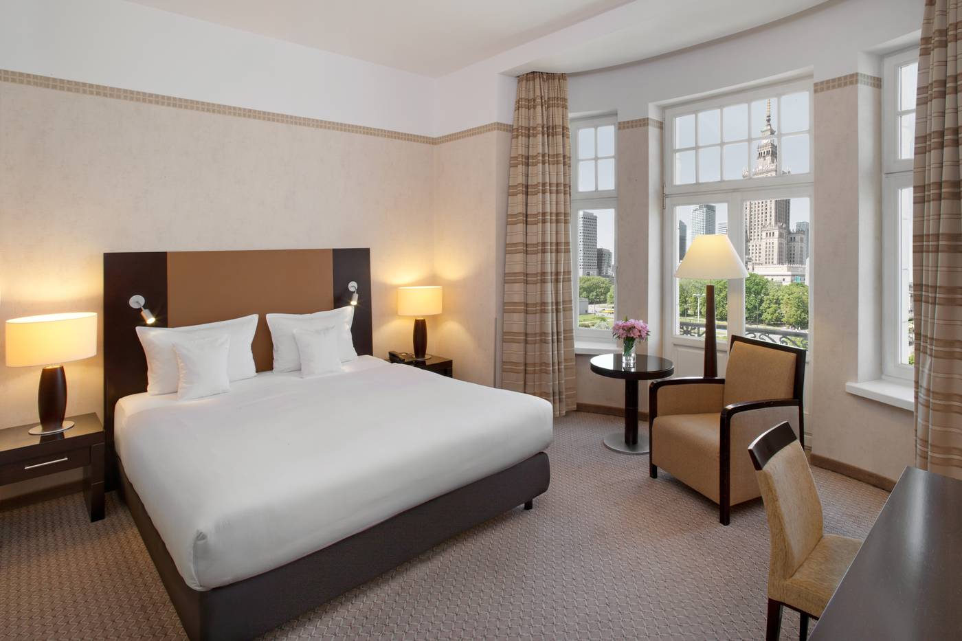 Polonia-Palace-Room-10