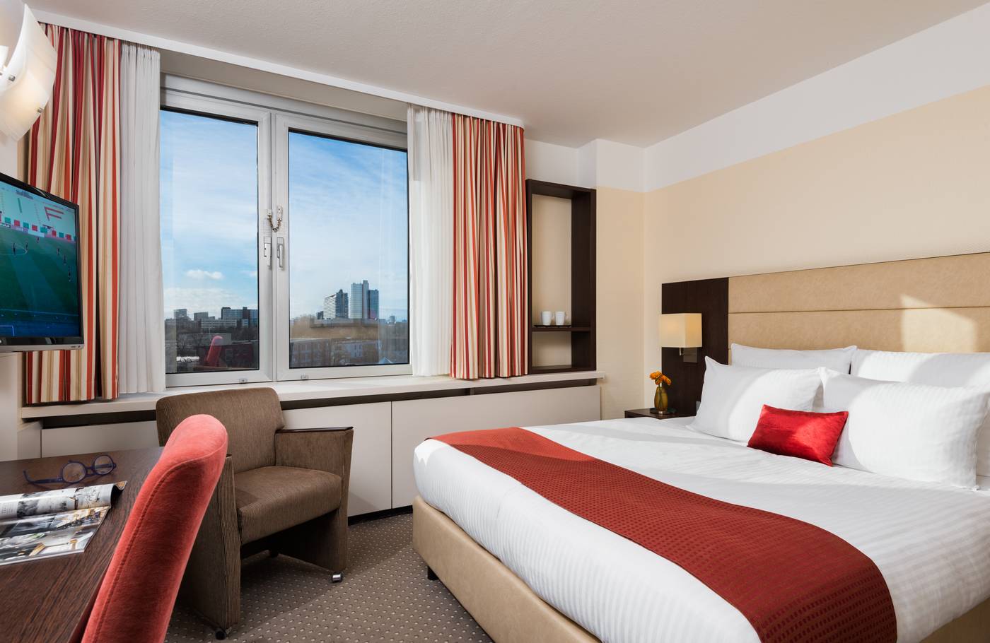 Leonardo-Hotel-Munich-Arabellapark-Room-6