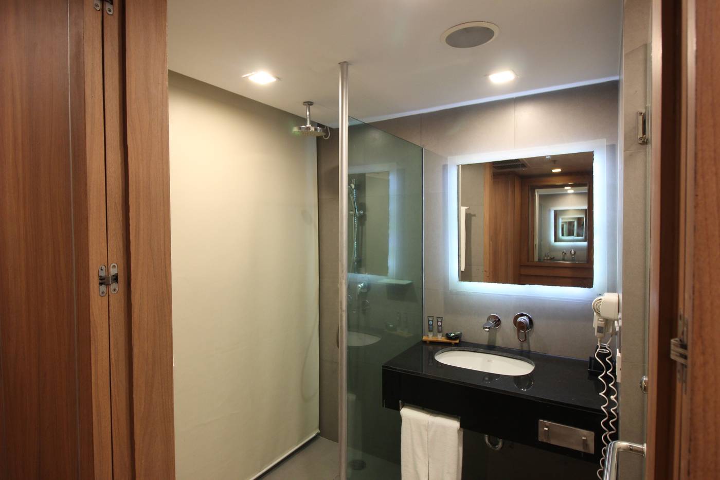Novotel-Phuket-Kamala-Room-51