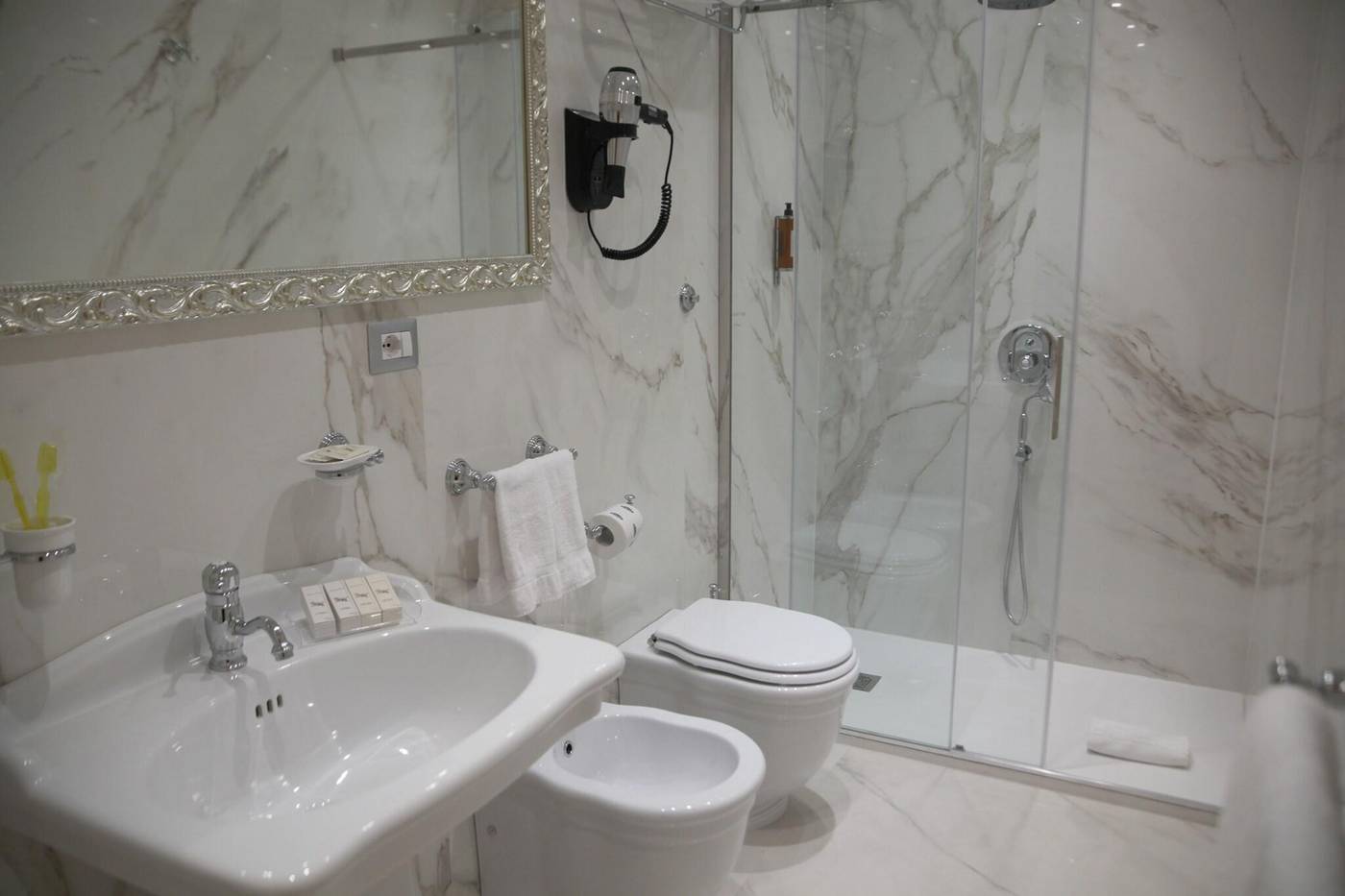 Maison-Tritone-Room-43