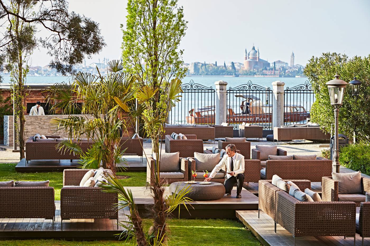 San-Clemente-Palace-Kempinski-Hotel-Venice-Bar-57