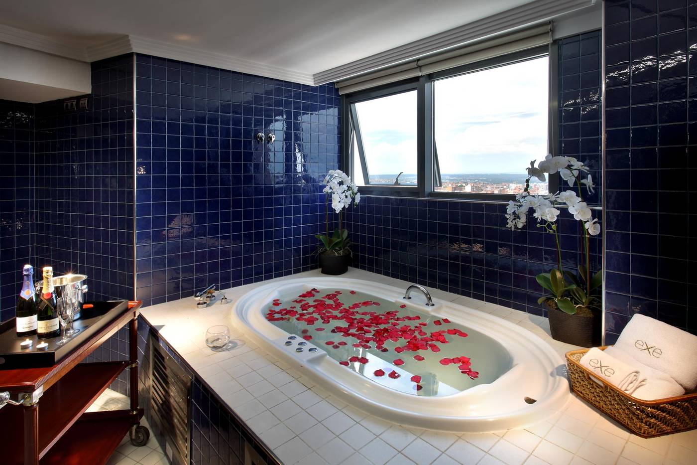 Exe-Plaza-Sports-and-Entertainment-39