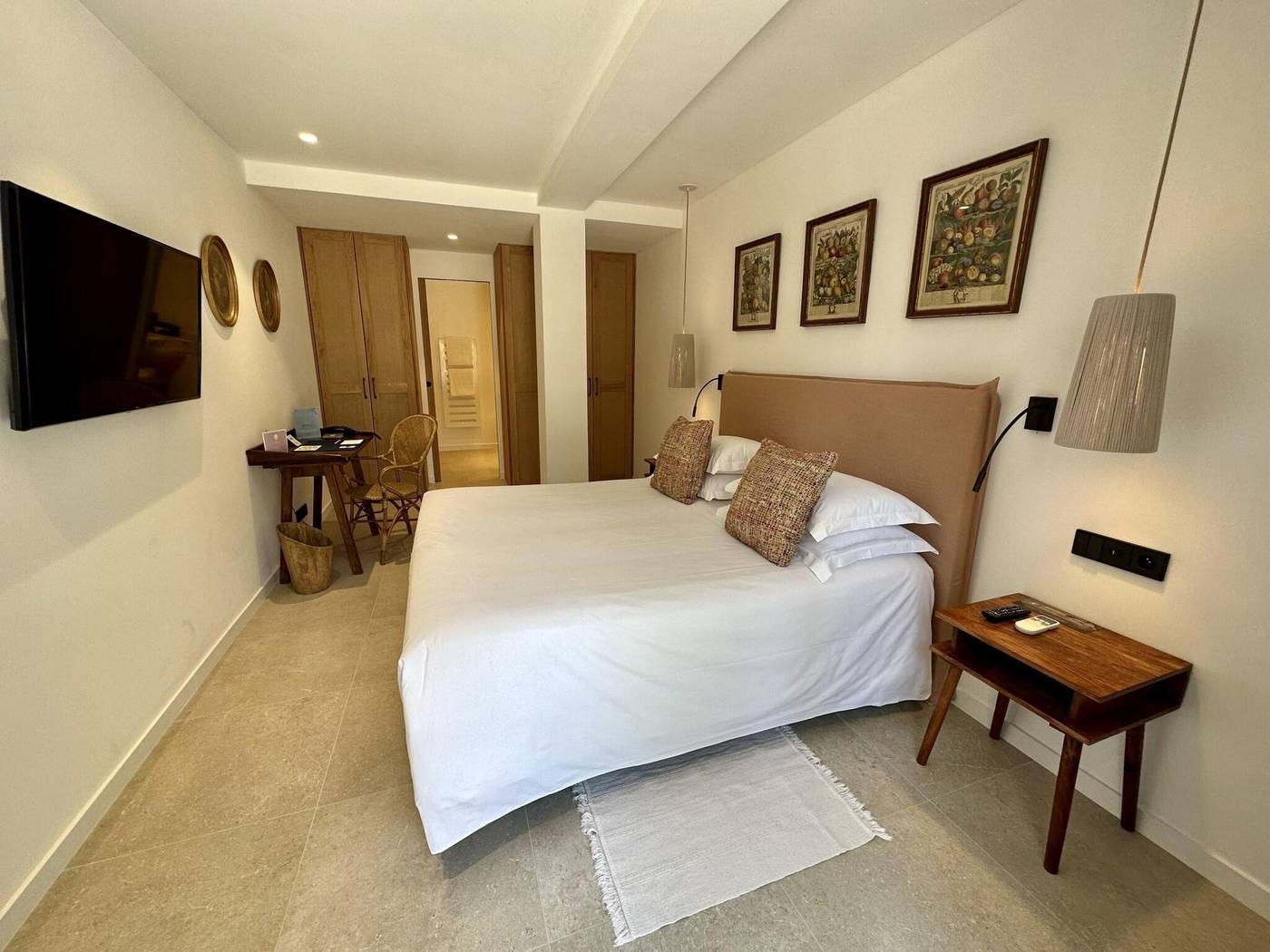 La-Ferme-D-Augustin-Room-39