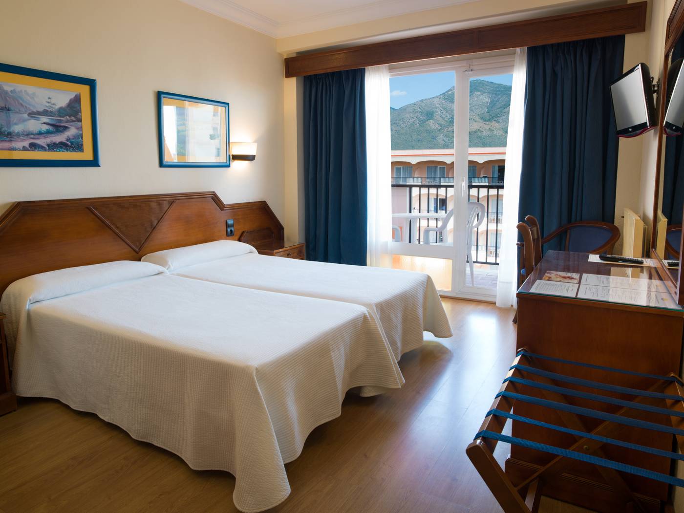 Monarque-Fuengirola-Park-Room-30