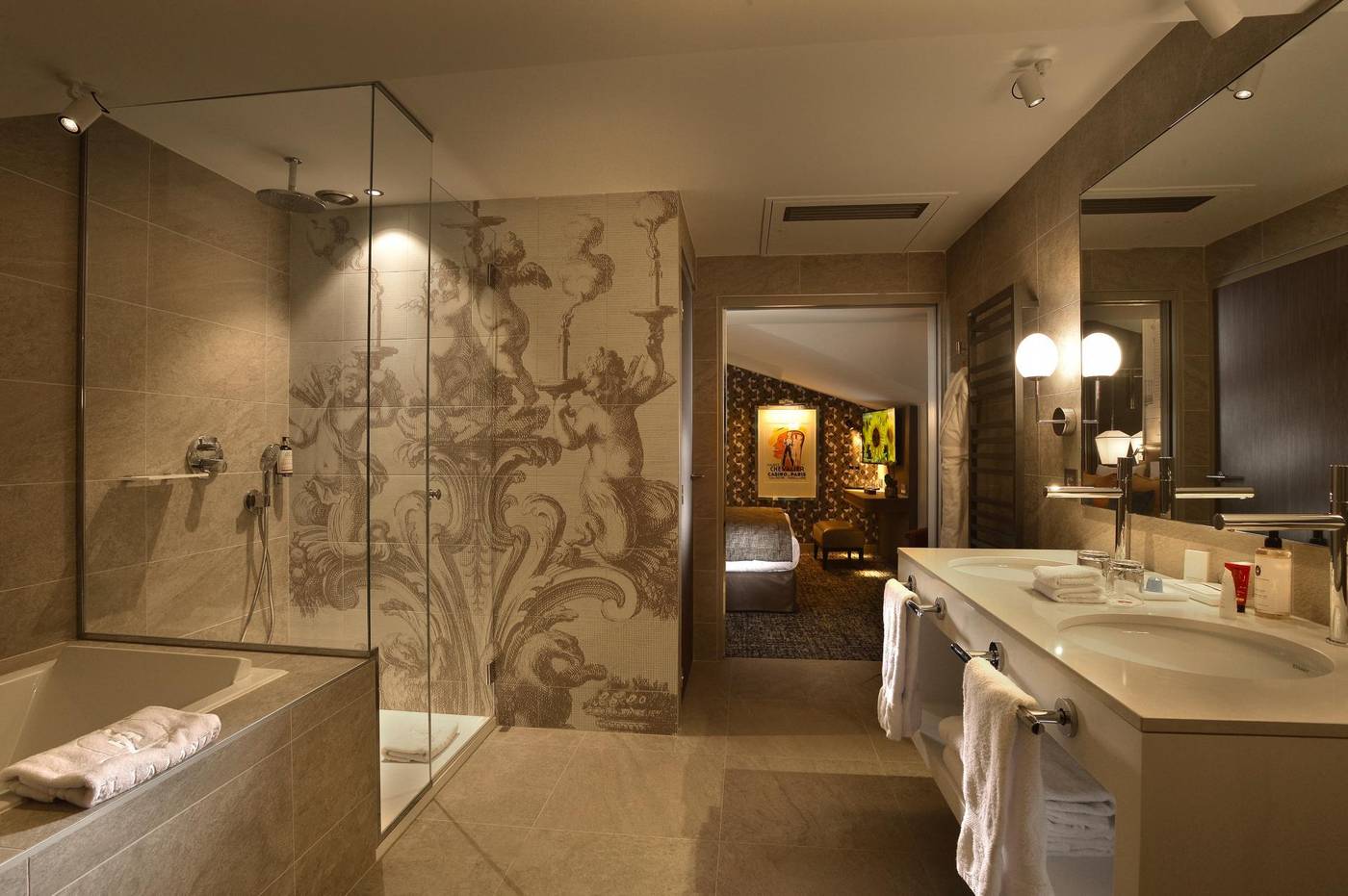 Hotel-La-Lanterne---Sp-Room-53