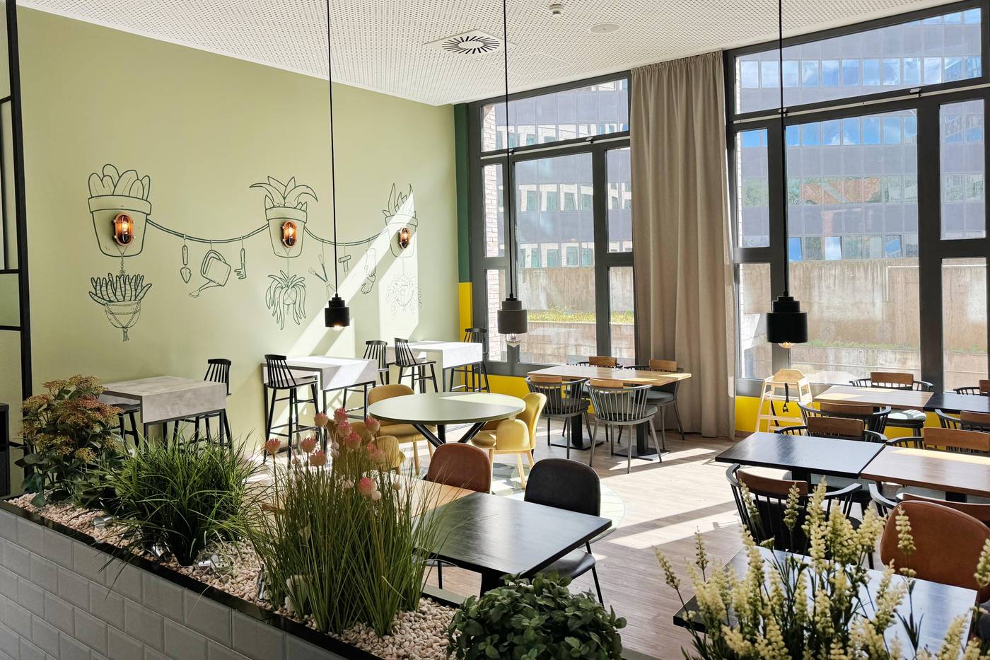 the-niu-Dwarf-Restaurant-9