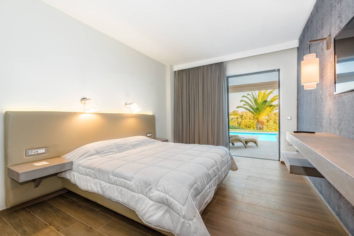 Kresten-Palace-Room-25