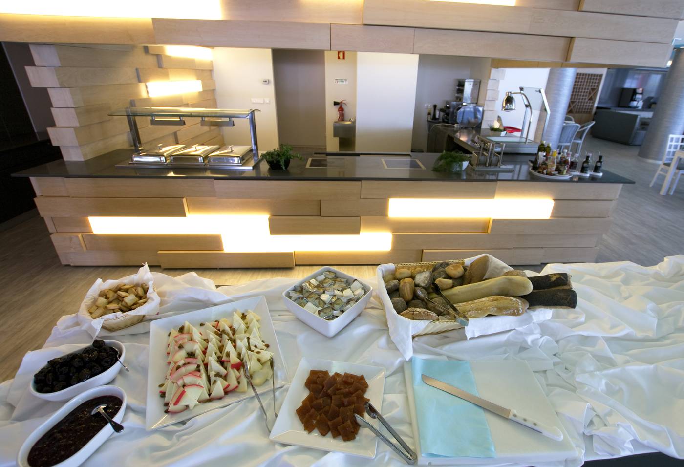 The-Views-Monumental-Restaurant-47