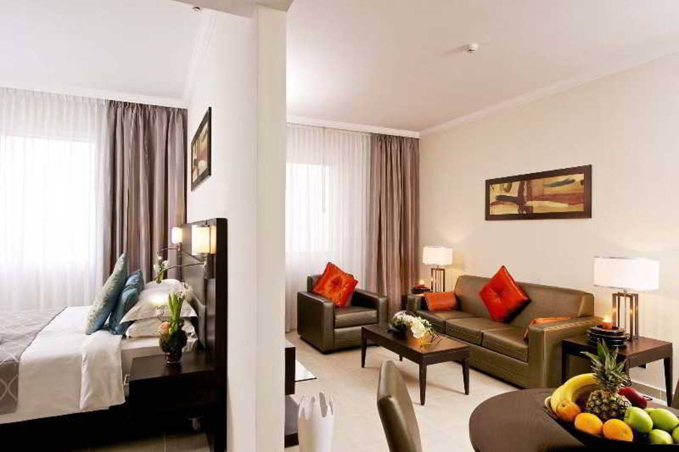 The-Royal-Riviera-Room-10