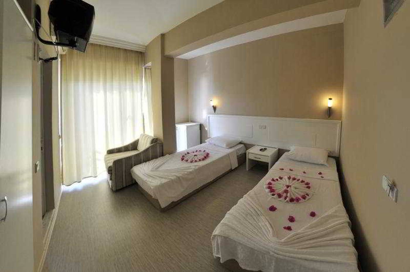 Makri-Beach-hotel-Room-10