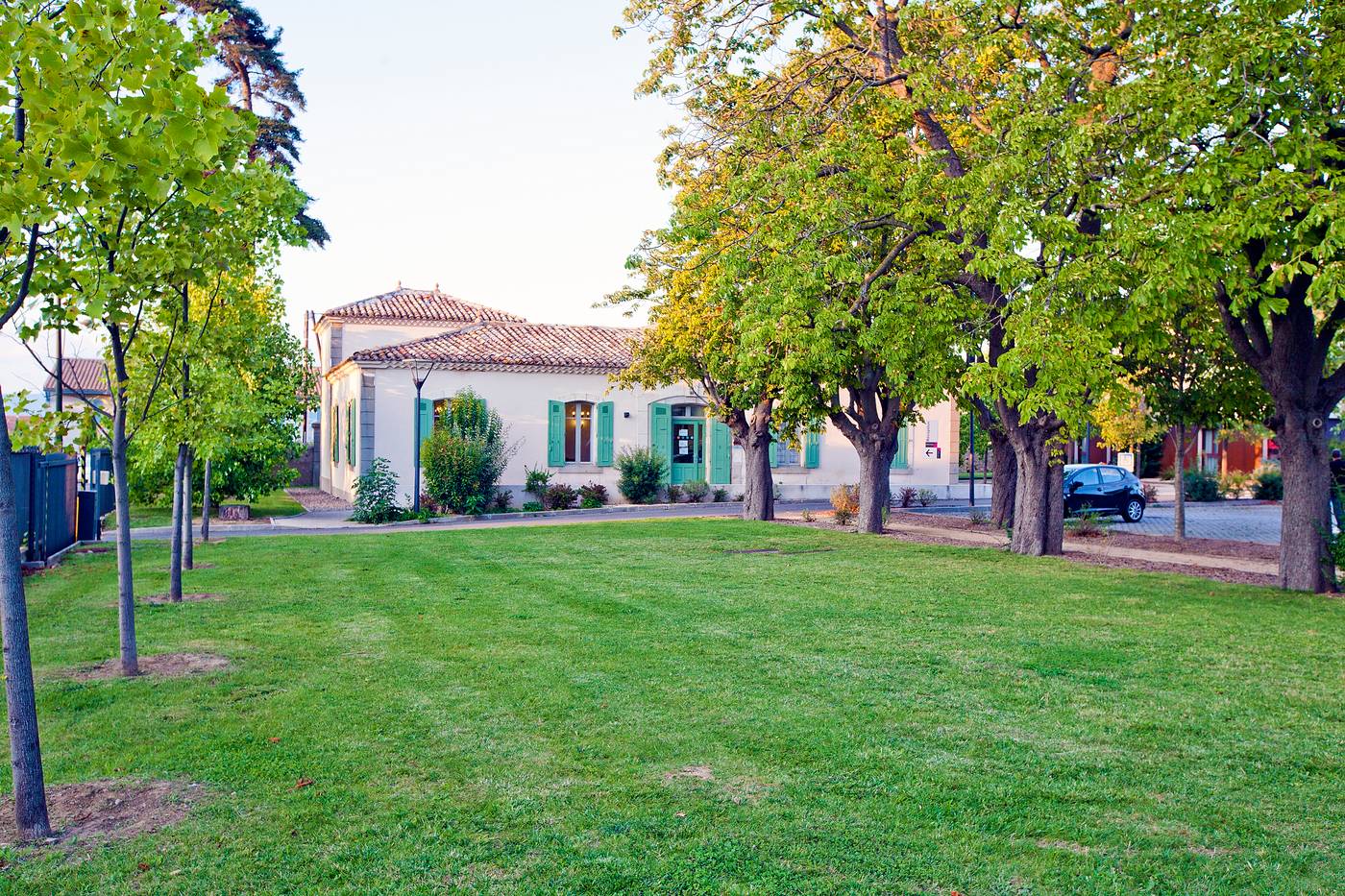 Cerise Carcassonne Sud-France-CARCASSONNE-General view-4