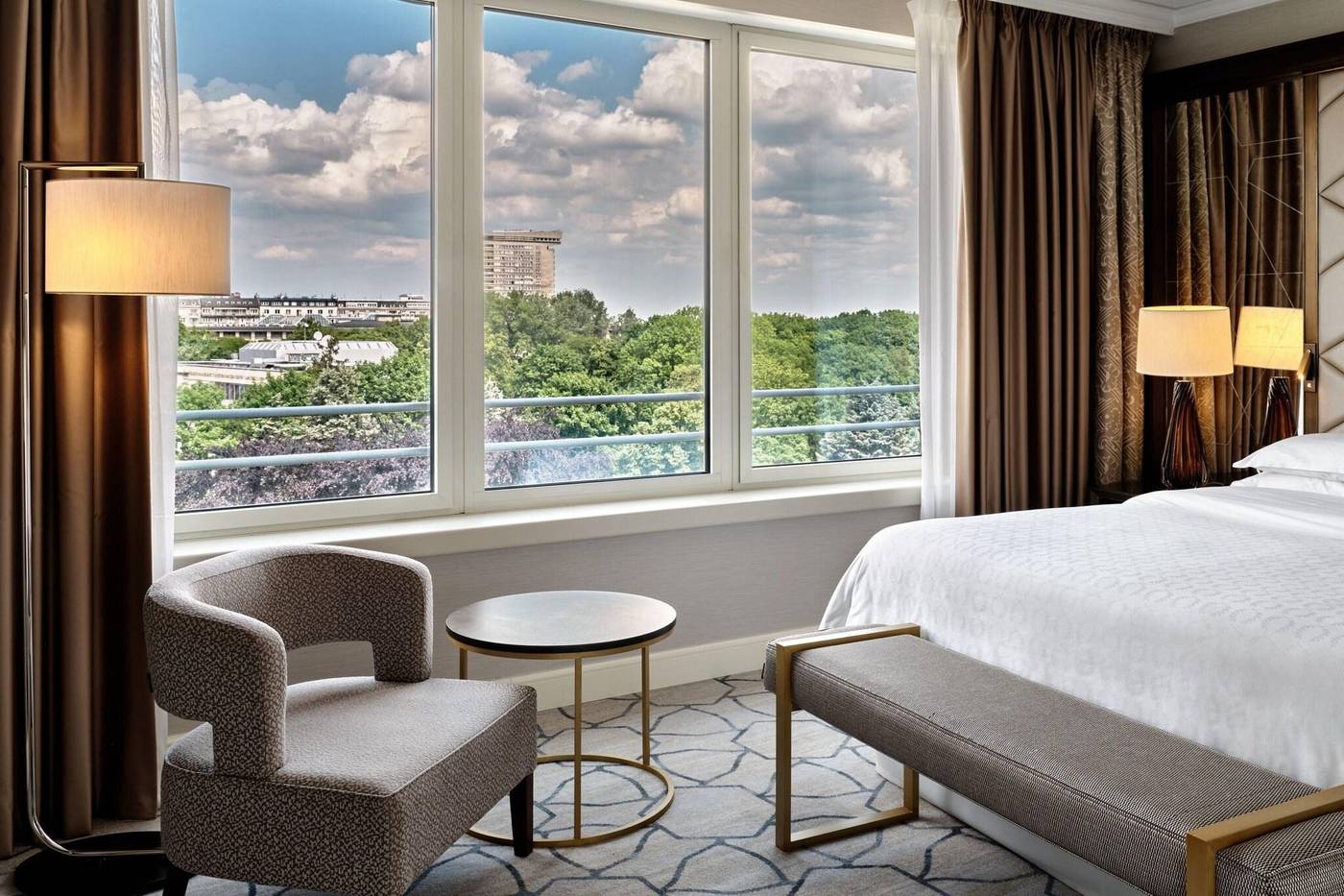 Sheraton-Warsaw-Hotel-Room-6