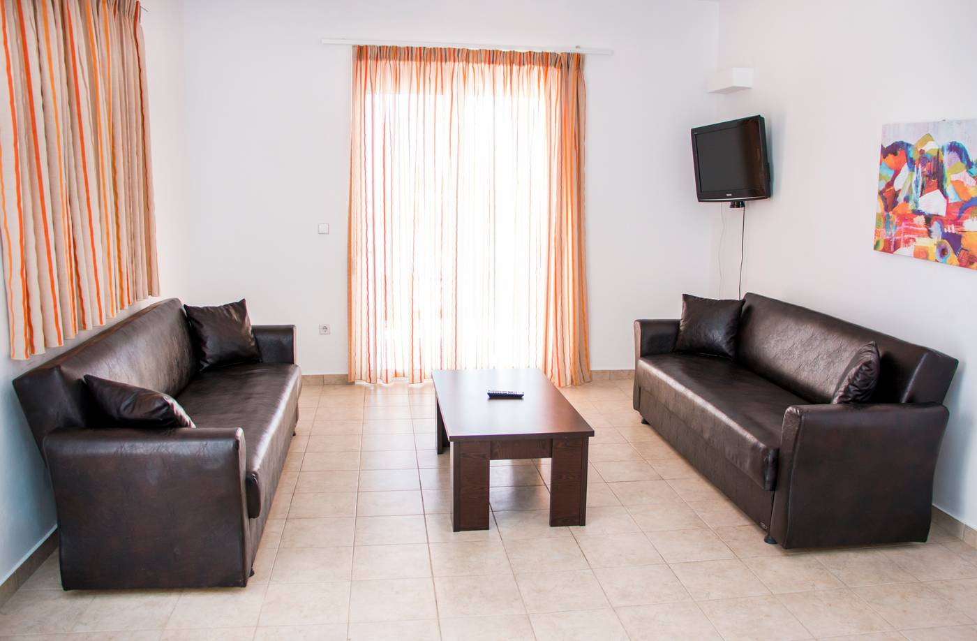 Gennadi-Garden-Apartments-Room-21