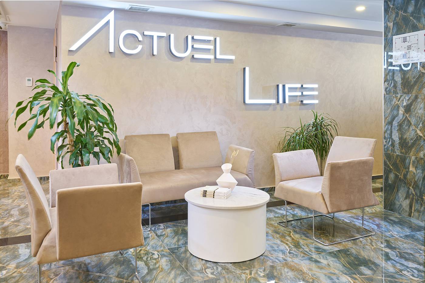 Actuel-Life-Hotel-Lobby-7