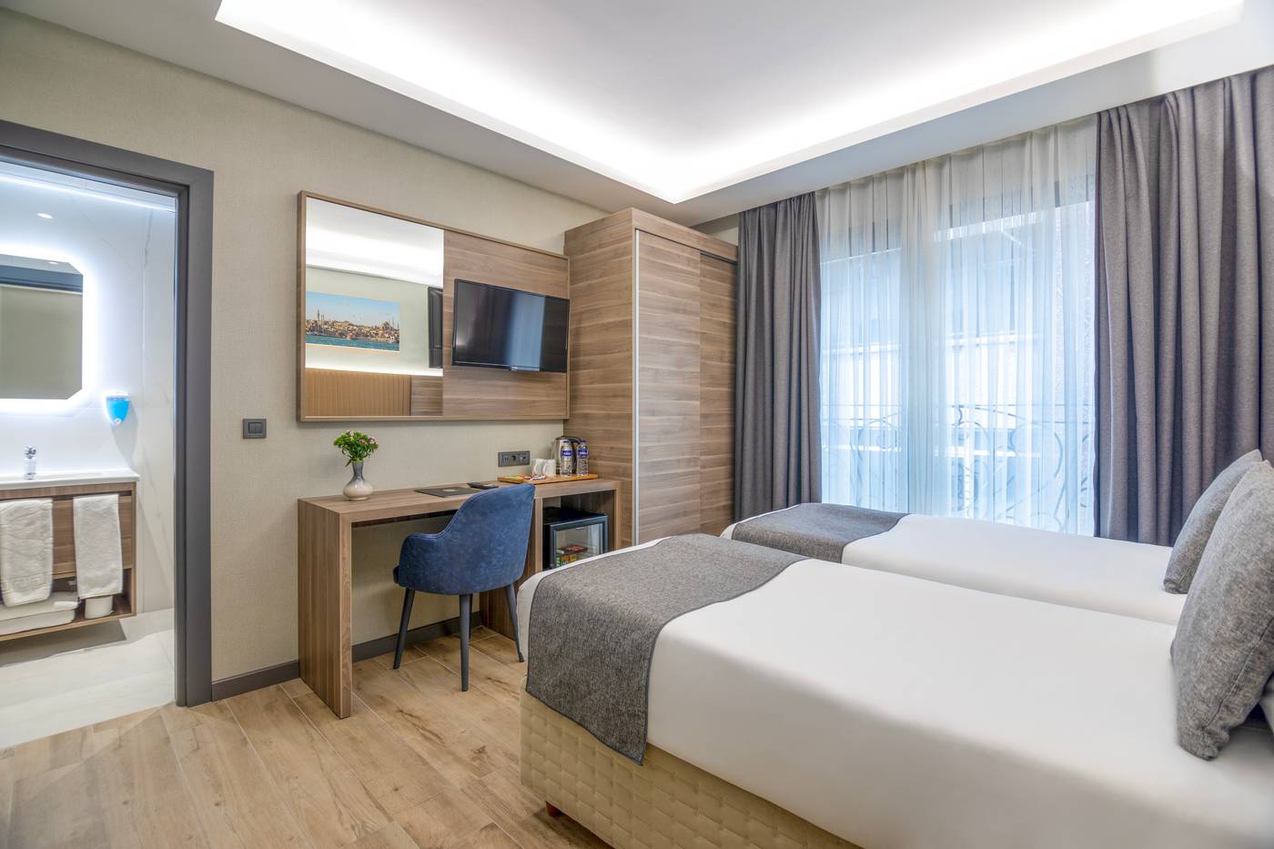 The-Omiya-Hotel-Room-11