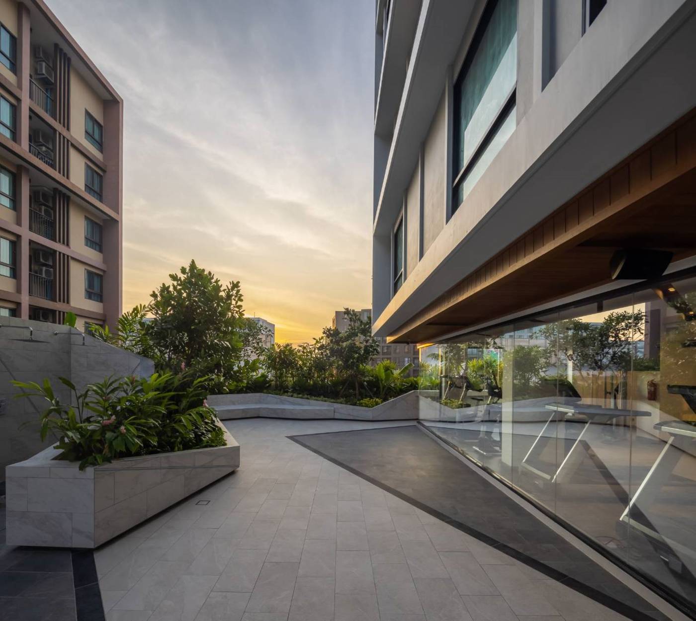 TRAVELODGE-PHUKET-TOWN-General-view-2