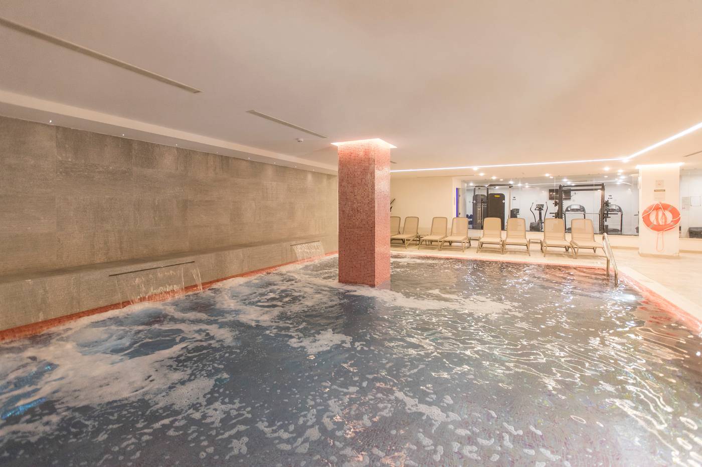 Seaview-Hotel---Adults-Only-16--Pool-42