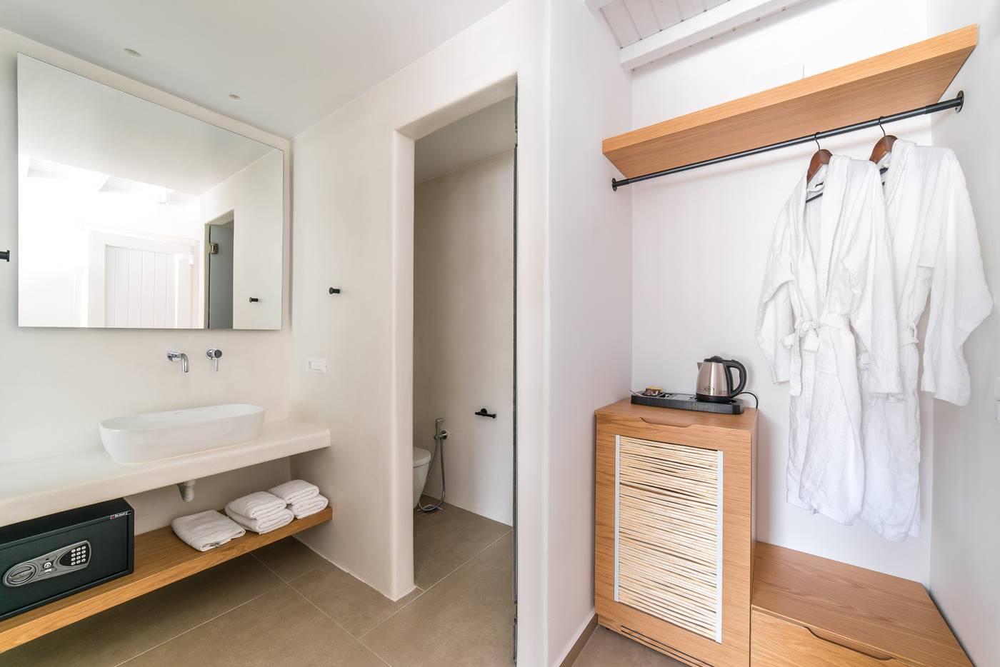 Vienoula-s-Garden-Room-24