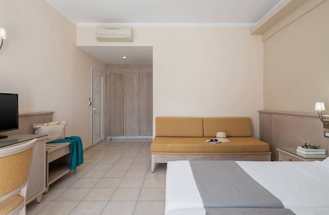Magda-Hotel-Room-24