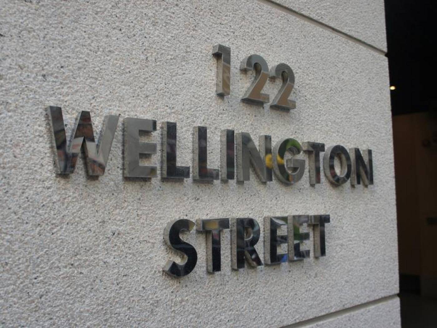 Butterfly-on-Wellington-General-view-8