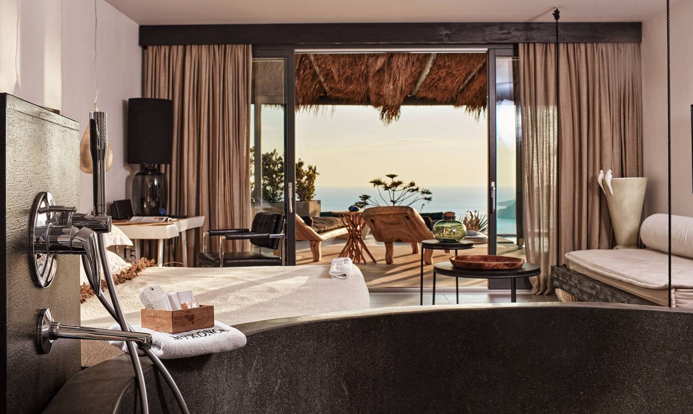Myconian-Utopia-Room-35