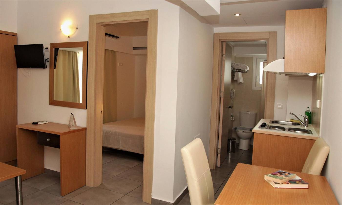 Mimosa-Suites-Hotel-Room-6