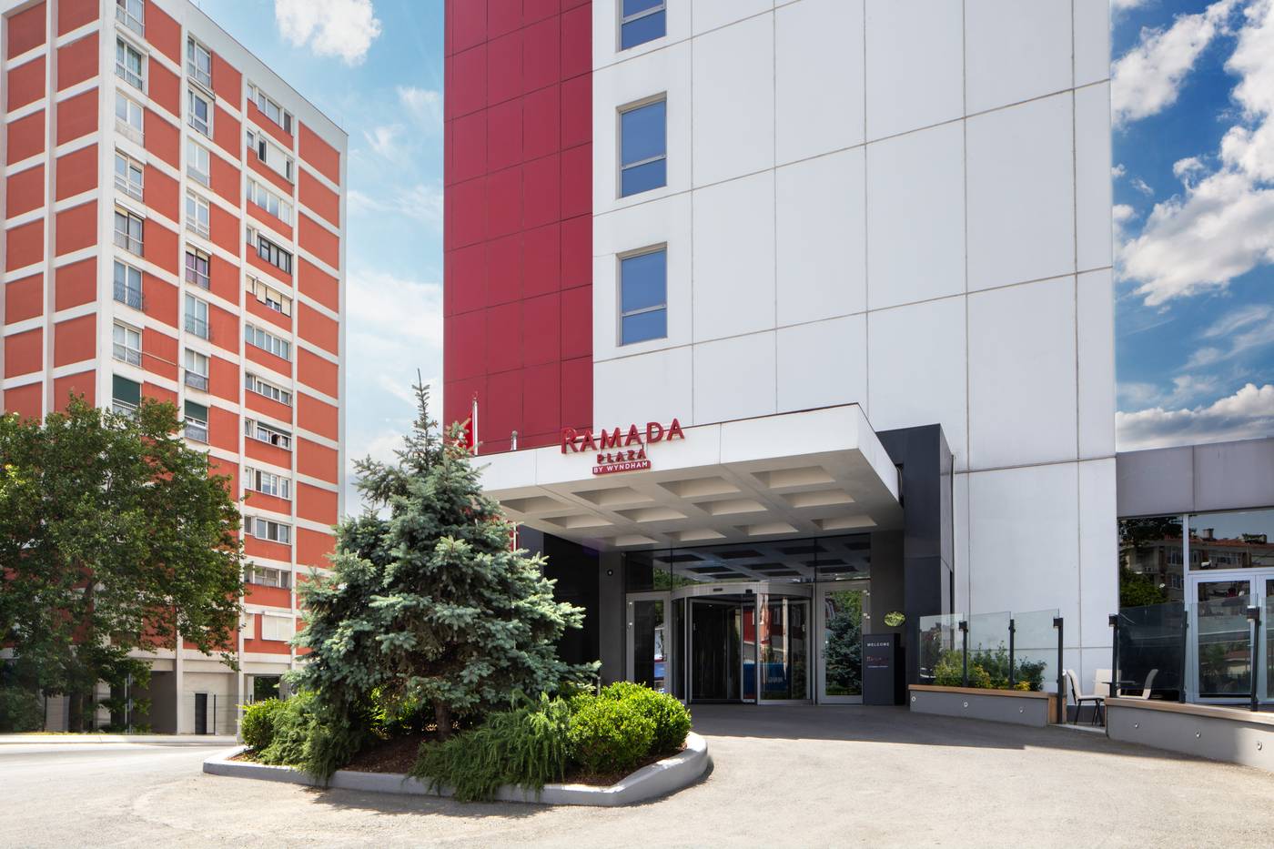 Ramada-Hotel---Suites-by--Istanbul-Atakoy-General-view-57