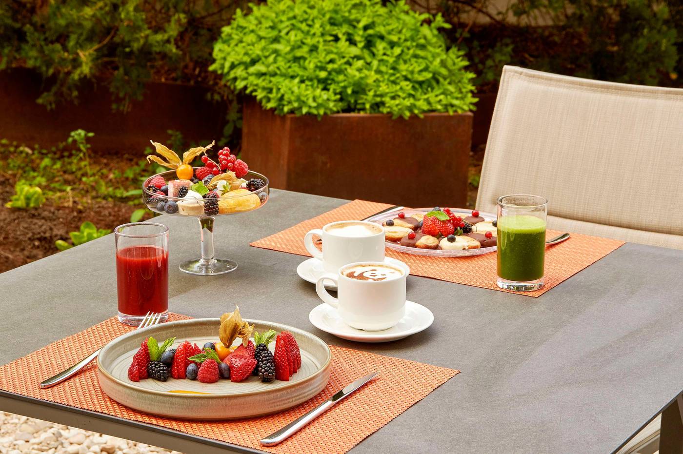 NH-Madrid-Las-Tablas-Restaurant-25