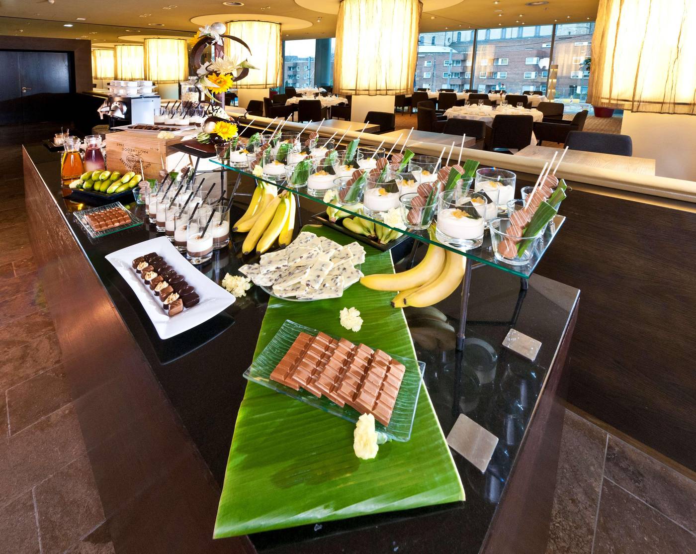 Dorint-Hotel-am-Heumarkt-Koln-Restaurant-38