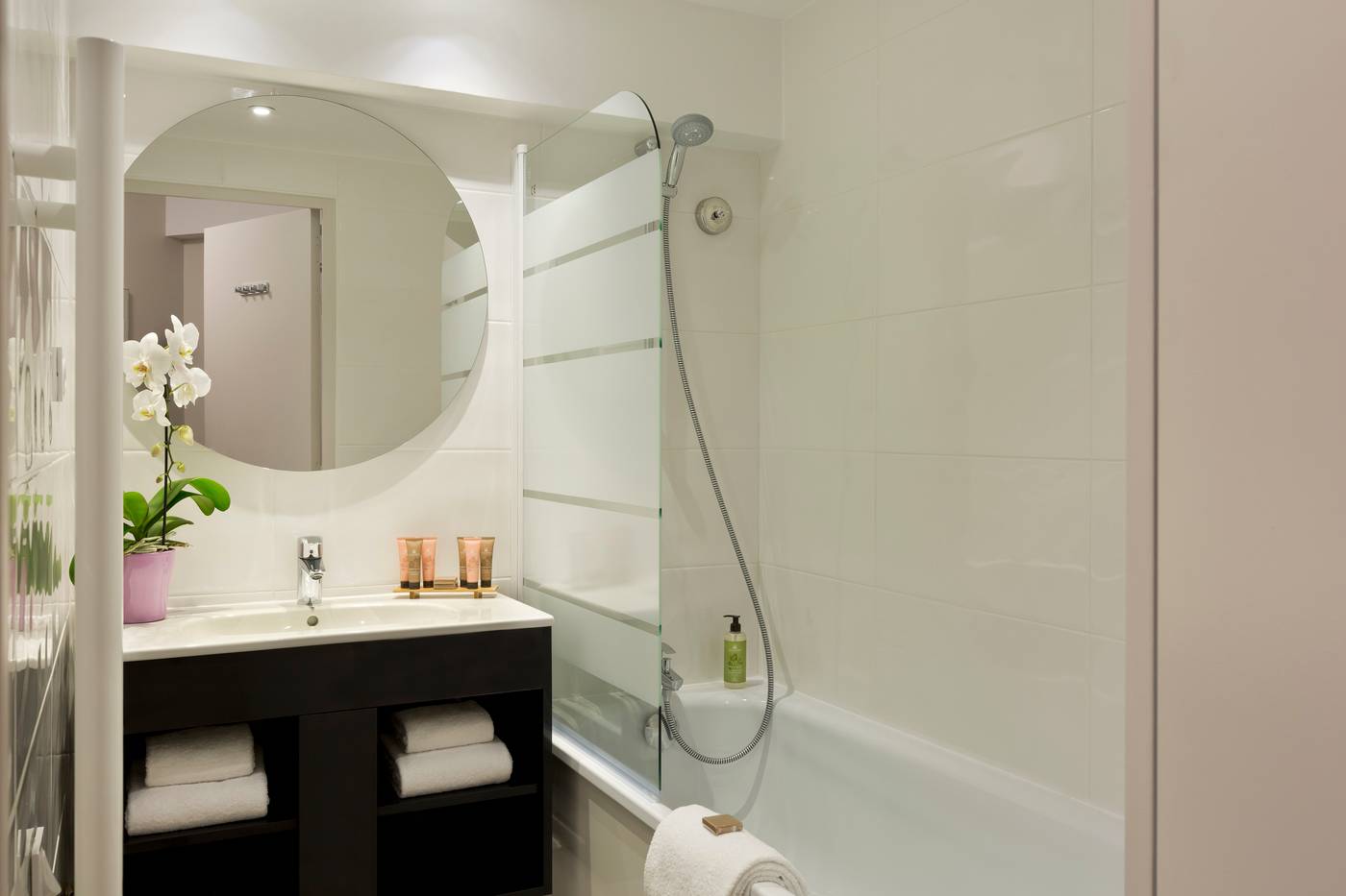 Citadines-Trocadero-Paris-Room-26