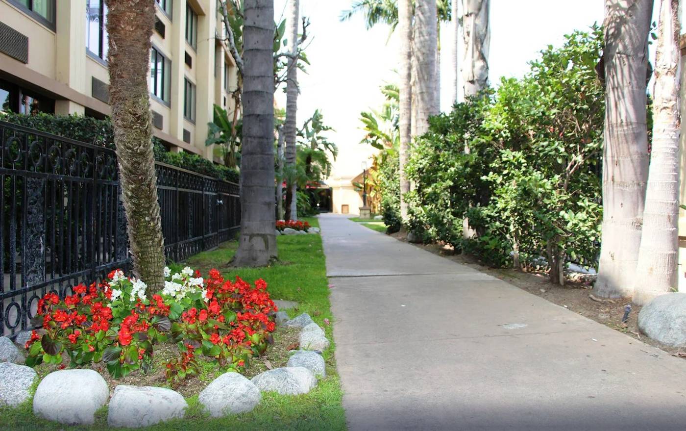 Doubletree-by-Hilton-Buena-Park-Terrace-8