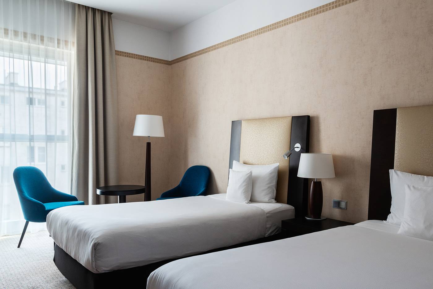 Polonia-Palace-Room-16