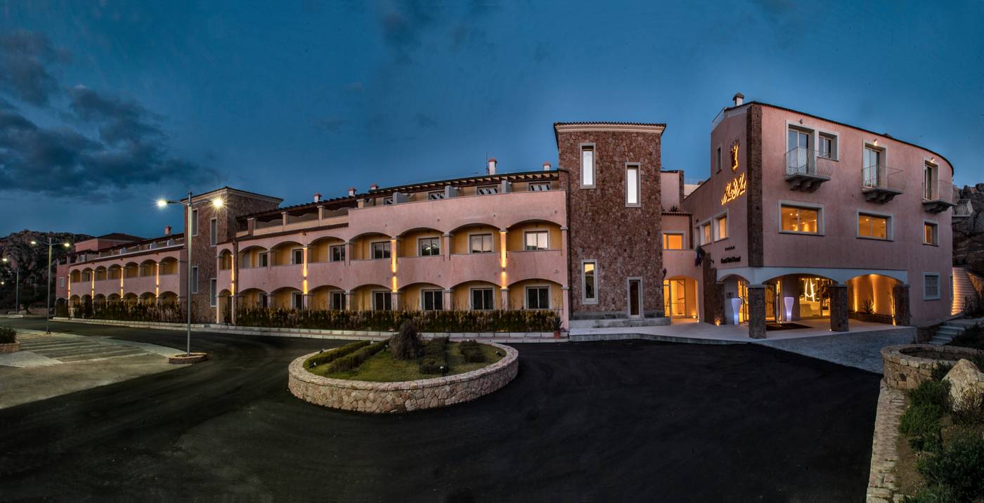 Grand-Hotel-Resort-Ma-Ma---Adults-Only-General-view-14