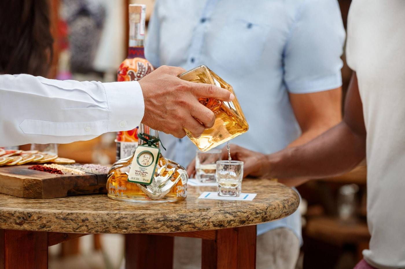 Hilton-Playa-del-Carmen-All-inclusive--The-Royal--Bar-90