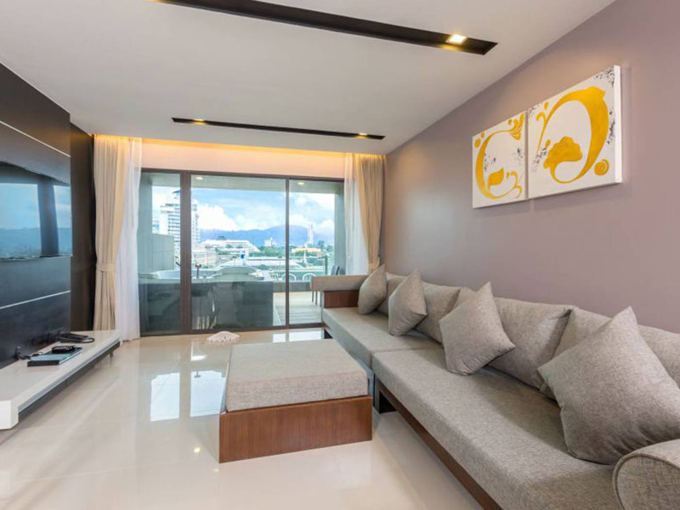 The-Charm-Resort-Phuket-Room-47