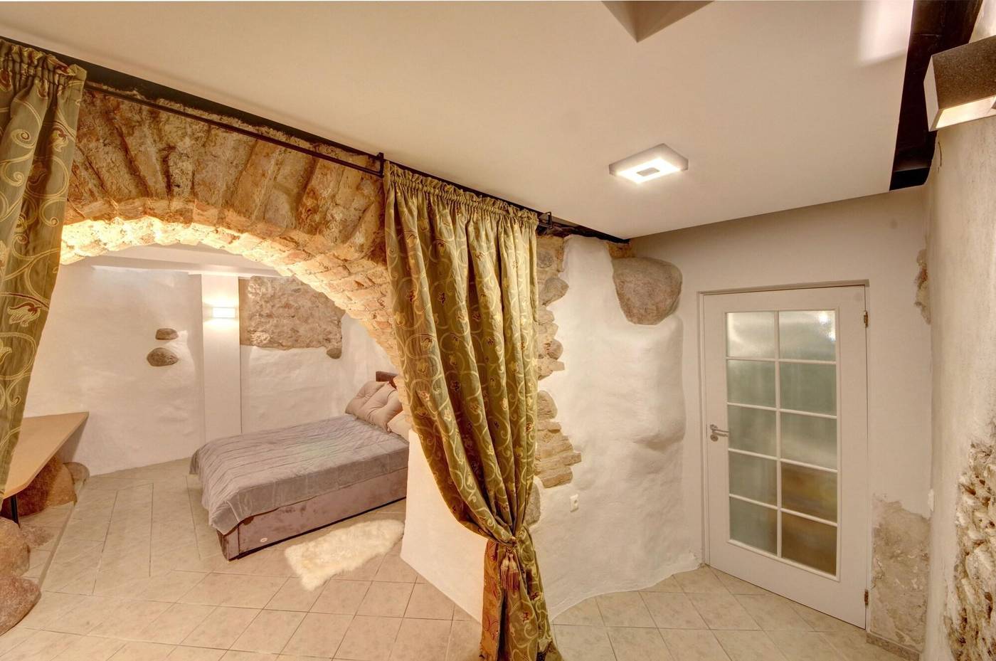 Vilnius Old town apartments-Lithuania-Vilnius-Room-9