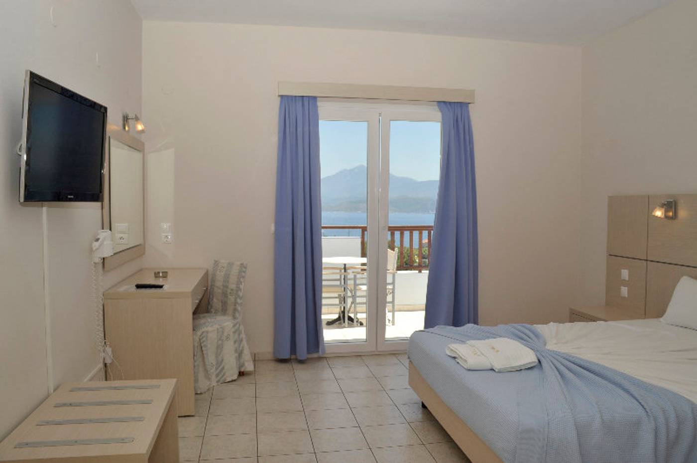 Naftilos-Room-10