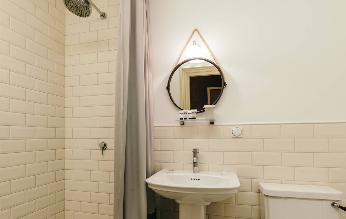 Merchants-House-Room-30