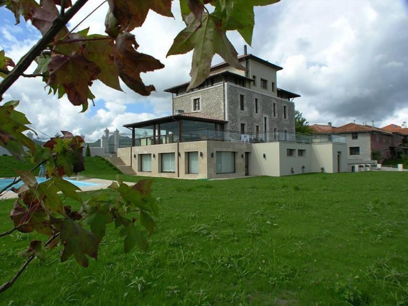 Villadesella Hotel-Spain-SEBREÑO-General view-1