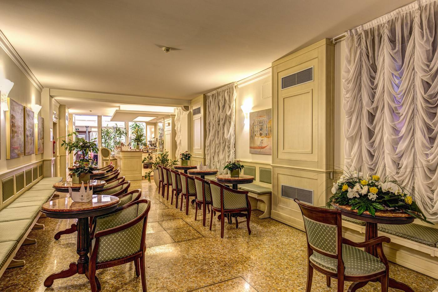 Bella-Venezia-Bar-15