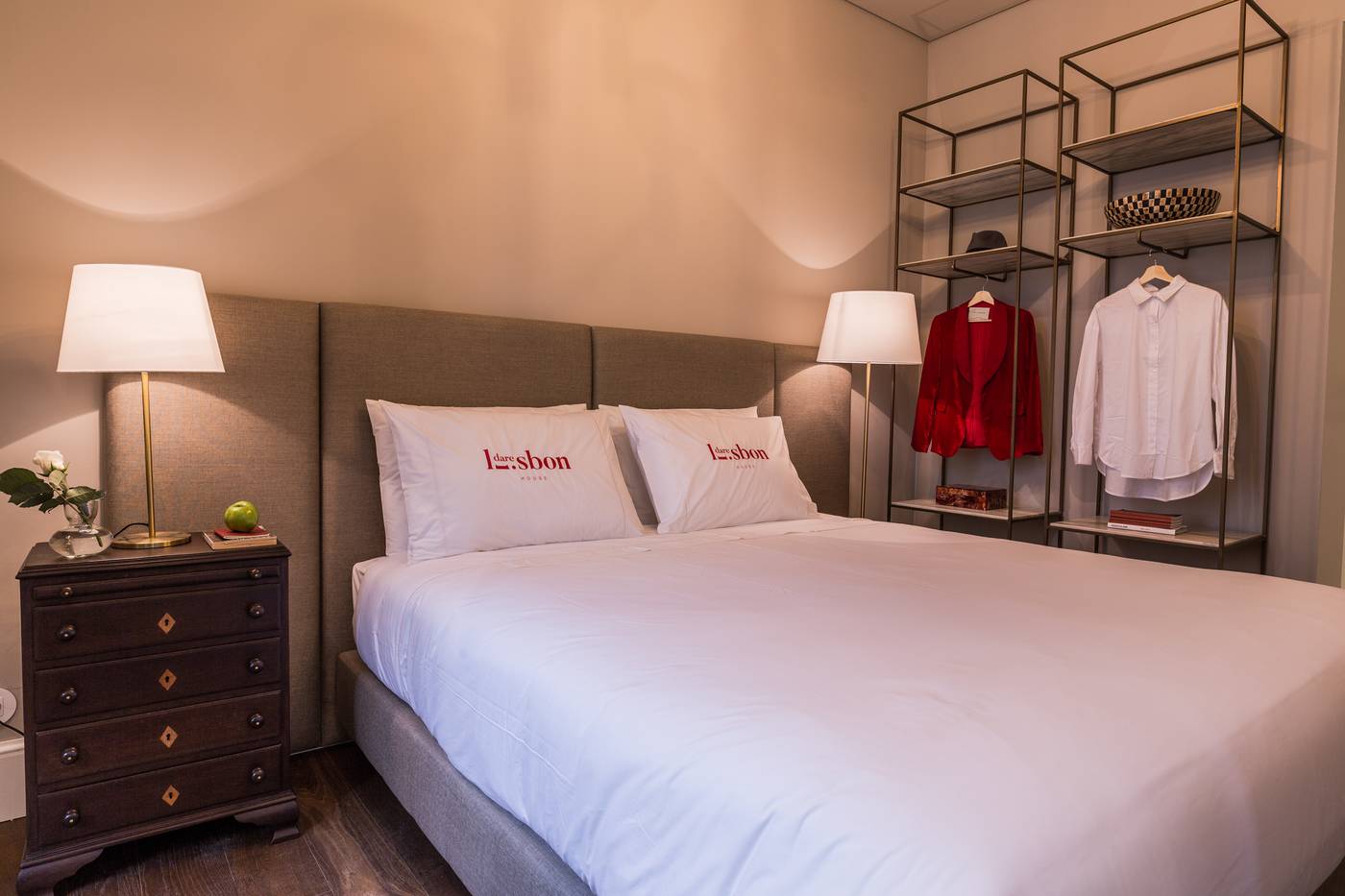 Dare-Lisbon-House-Room-22