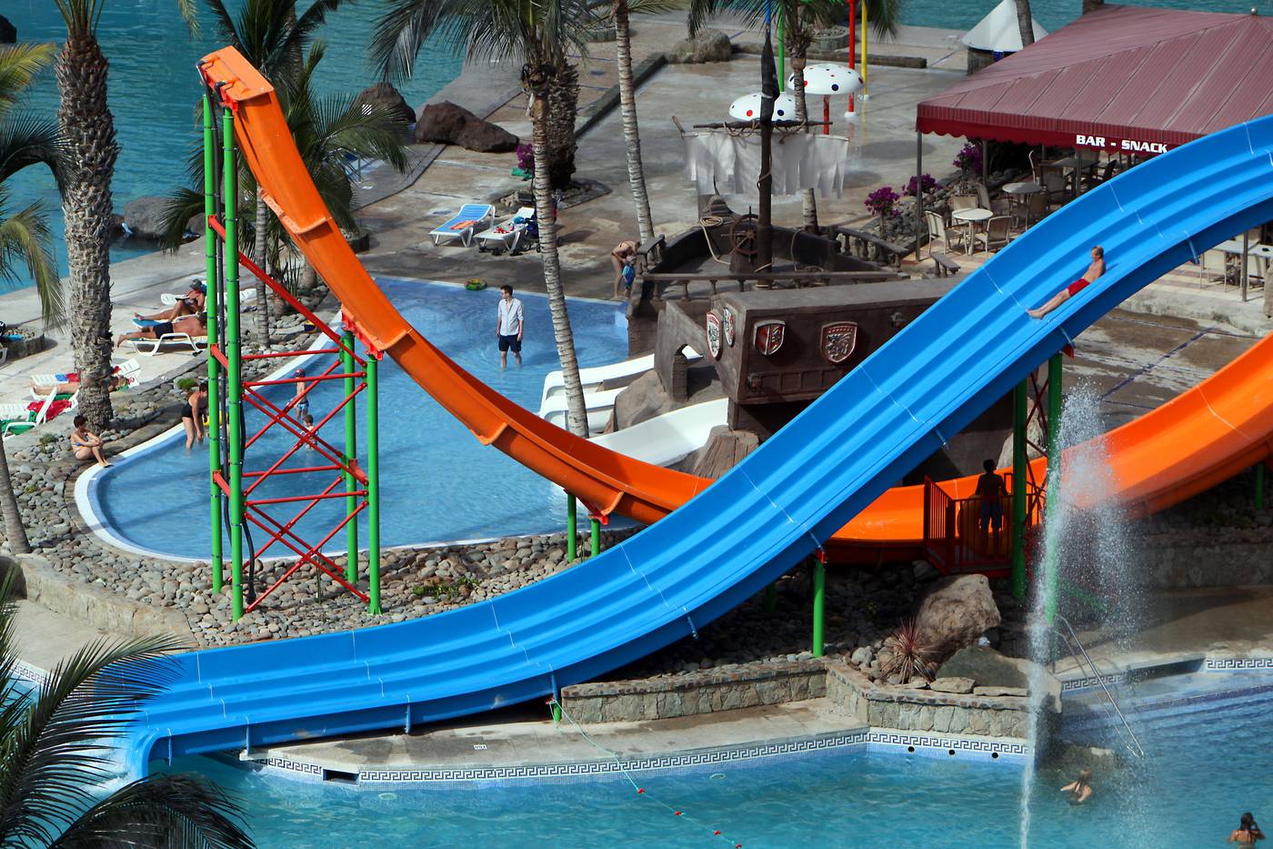 LIVVO-Costa-Taurito---Waterpark-Sports-and-Entertainment-5