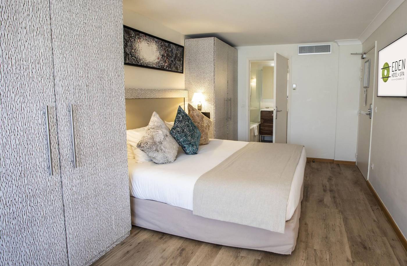 Eden-Hotel---Spa-Room-18