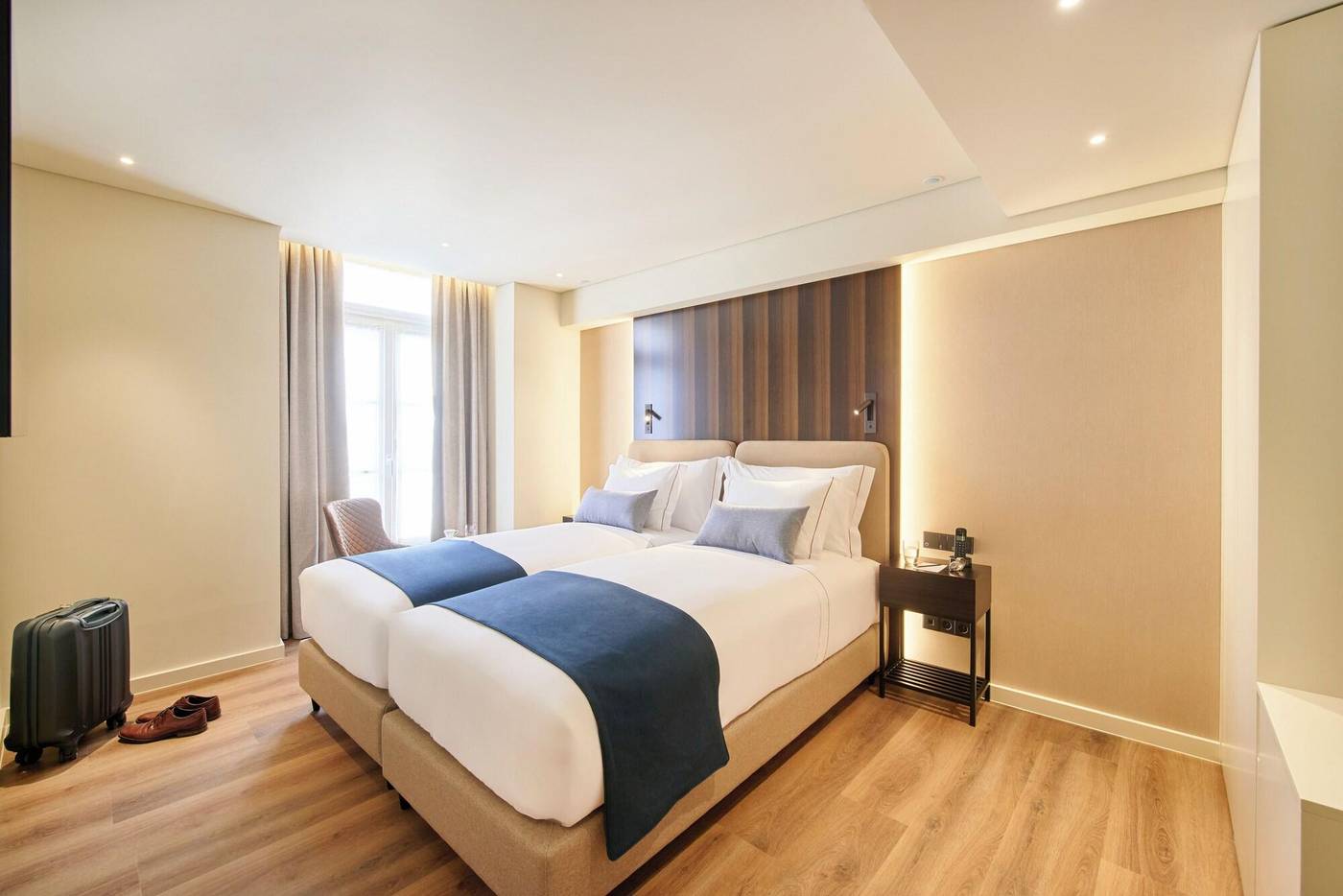 Moon-and-Sun-Lisboa-Room-25