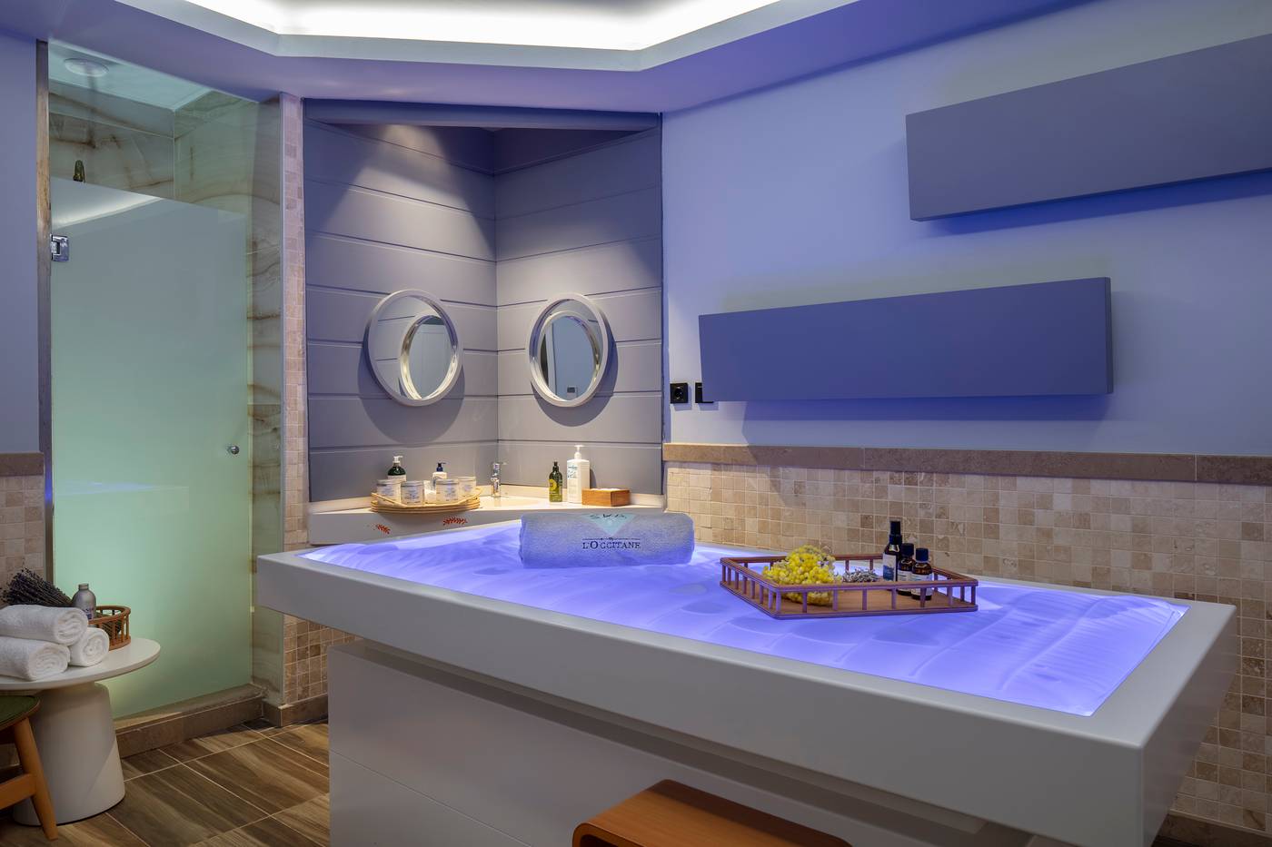 Nirvana-Cosmopolitan-Sports-and-Entertainment-83