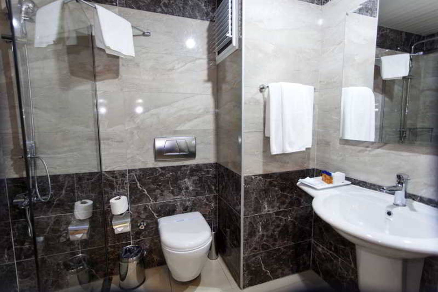 Eftalia-Splash-Resort-Room-30