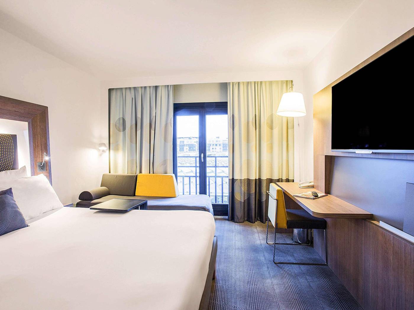 Novotel-Paris-Les-Halles-Room-22