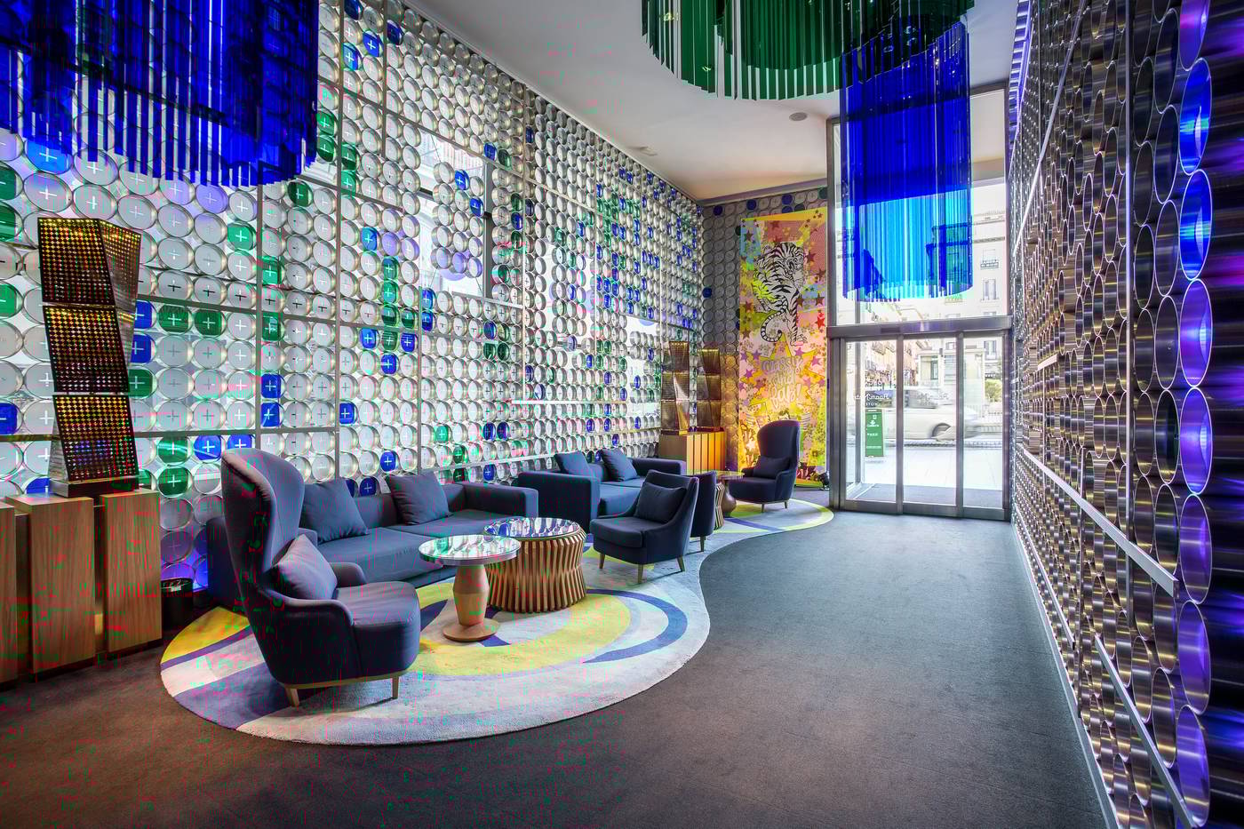 Room-Mate-Oscar-Lobby-14