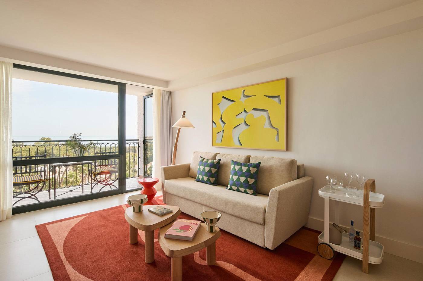 Los-Monteros-Room-35